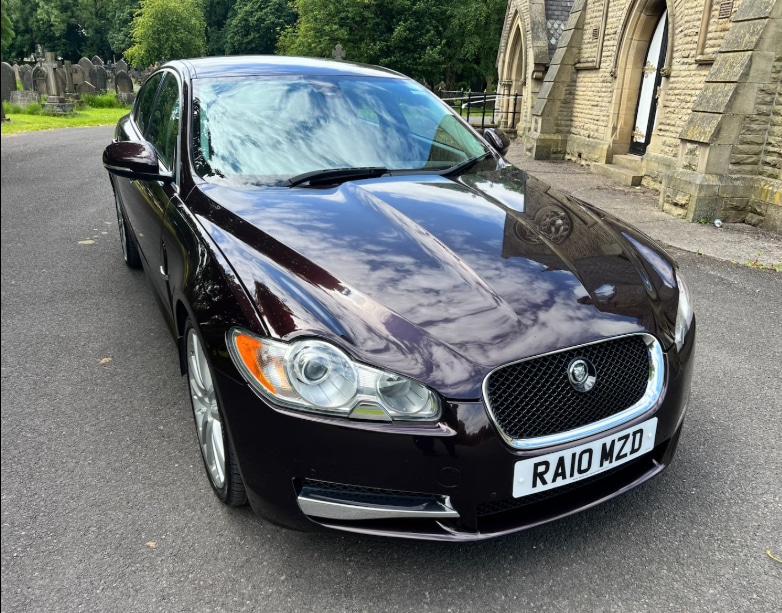 Used Jaguar XF 2010 for sale - 76720104: Photo 2