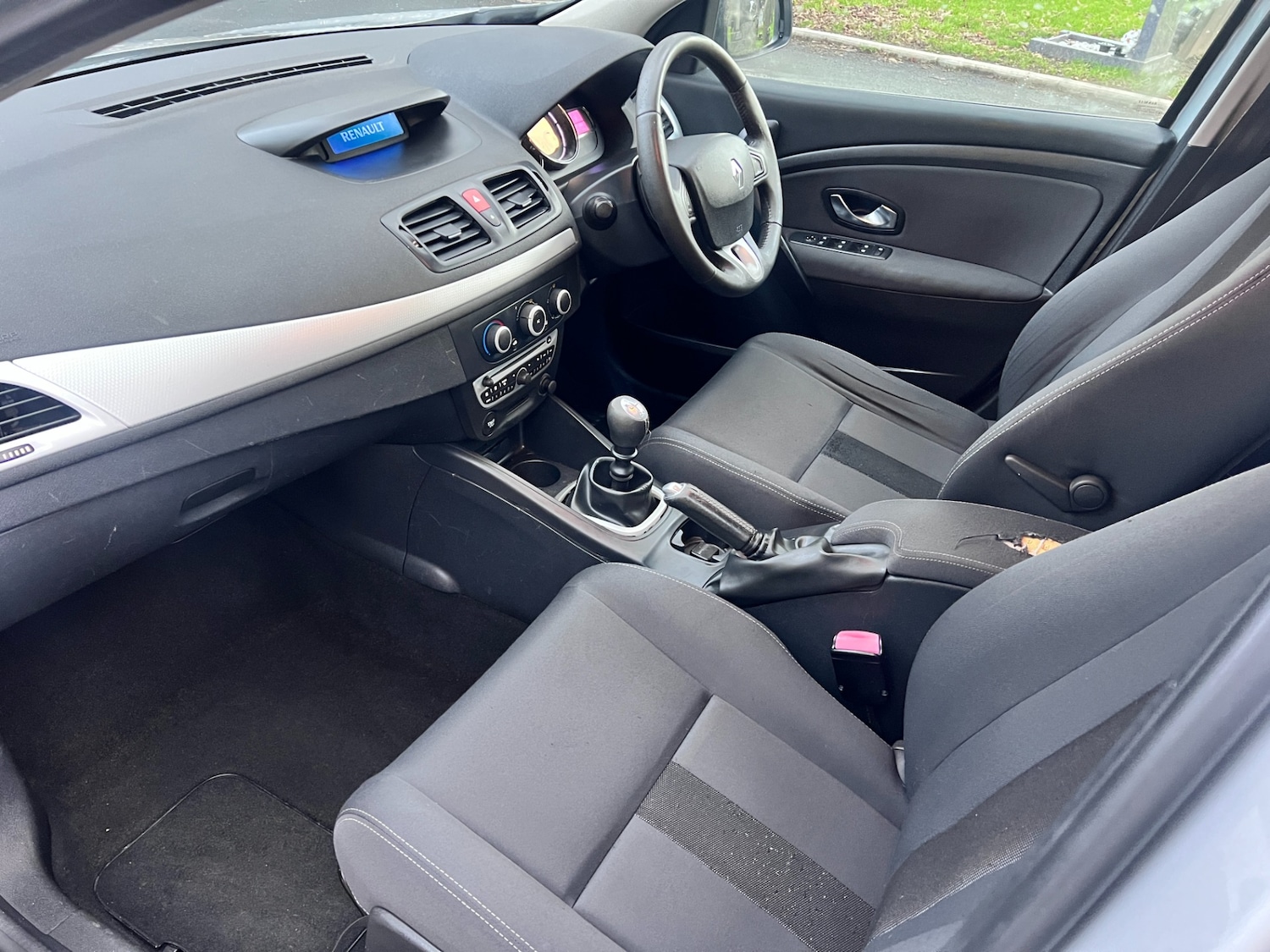 Used Renault Megane 2010 for sale - 76707211: Photo 18