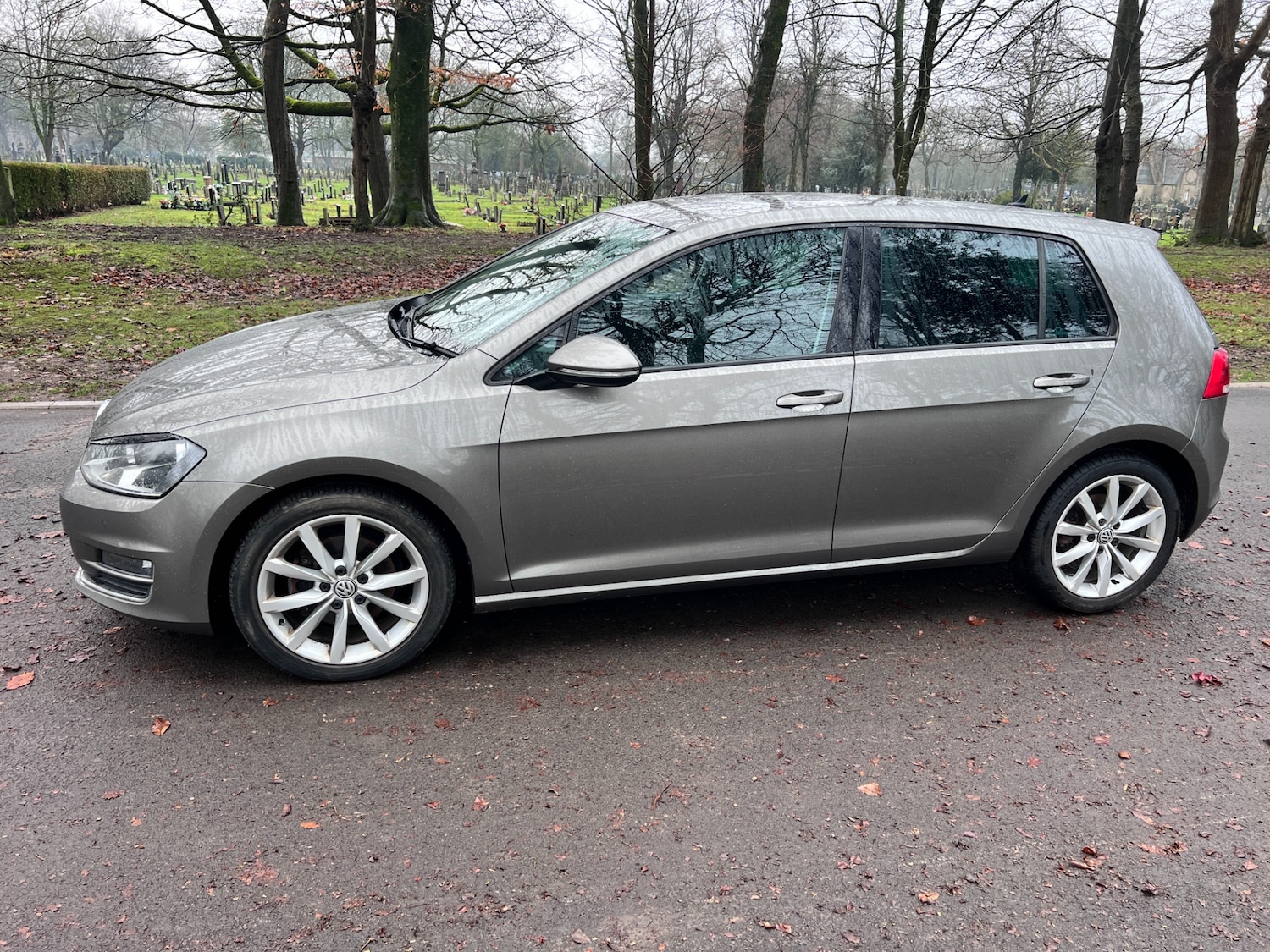 Used Volkswagen Golf 2014 for sale - 77248021: Photo 6