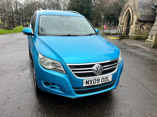 Used Volkswagen Tiguan 2009 for sale - 73122706: Photo 2