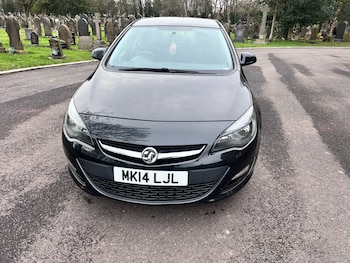 Used Vauxhall Astra 2014 for sale - 77326602: Photo