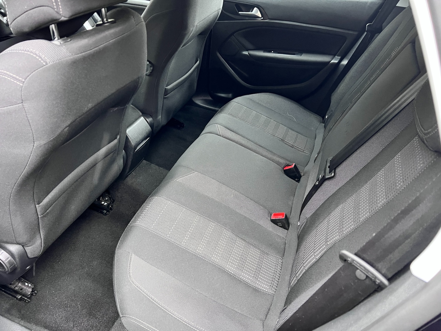 Used Peugeot 308 2017 for sale - 76415497: Photo 18