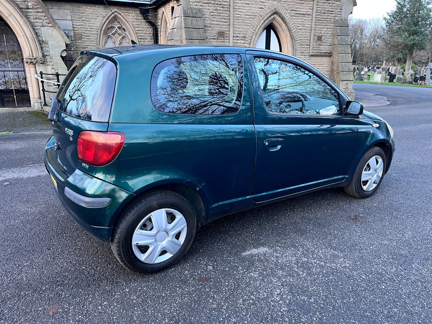 Used Toyota Yaris 2003 for sale - 76905504: Photo 15