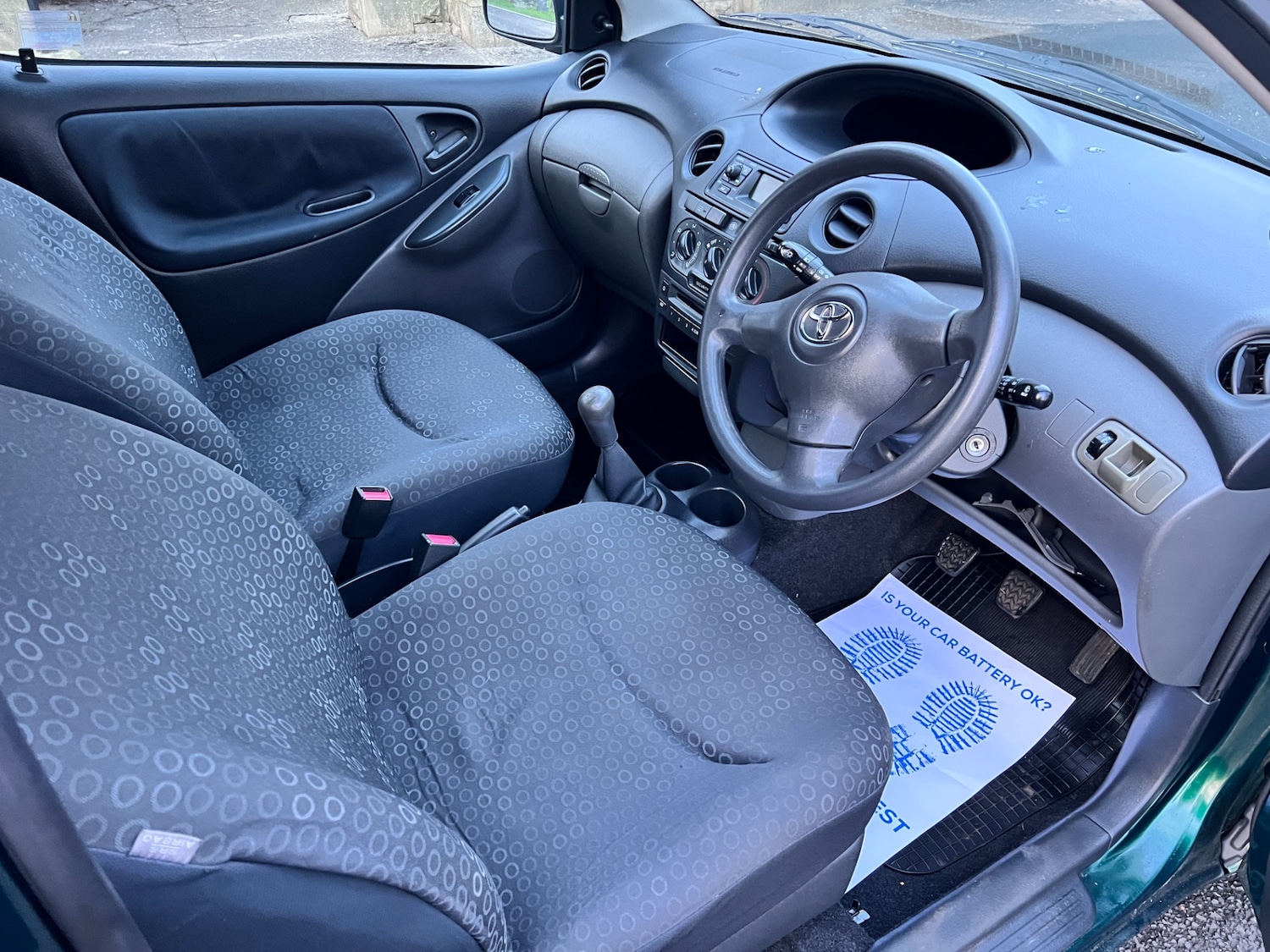 Used Toyota Yaris 2003 for sale - 76905504: Photo 20