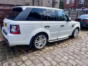 Used Land Rover Range Rover Sport 2010 for sale - 75604869: Photo