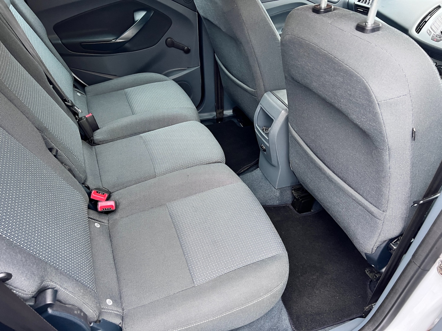 Used Ford C-Max 2012 for sale - 77337789: Photo 17