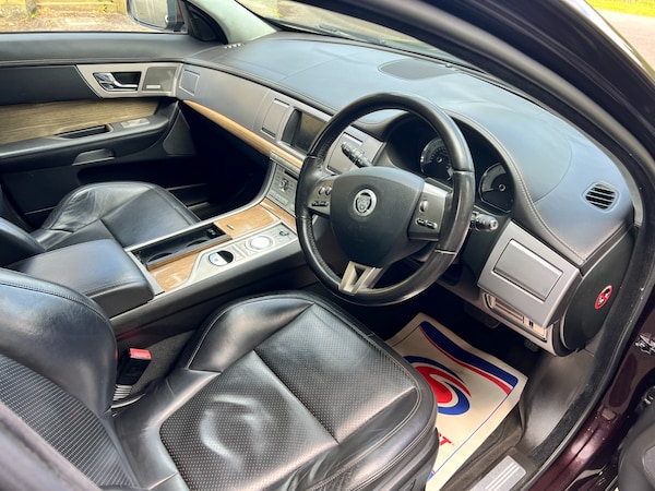 Used Jaguar XF 2010 for sale - 71280546: Photo 20
