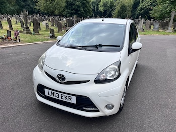 Used Toyota AYGO 2013 for sale - 79275041: Photo