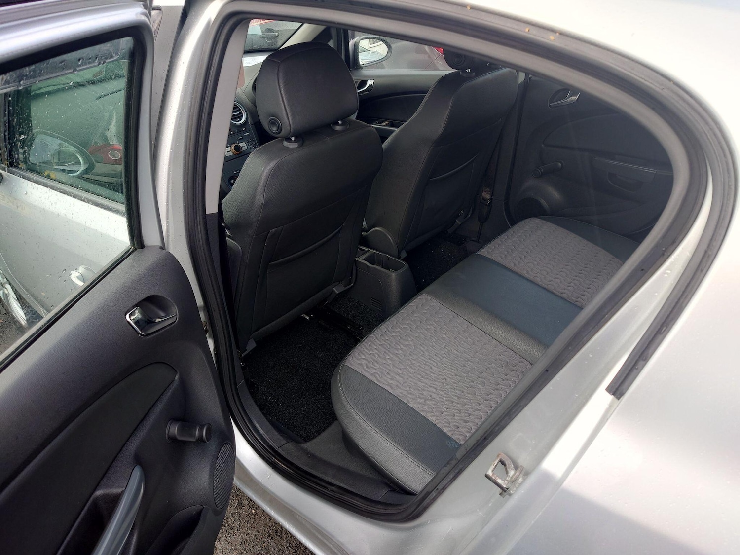 Used Vauxhall Corsa 2011 for sale - 76727491: Photo 15