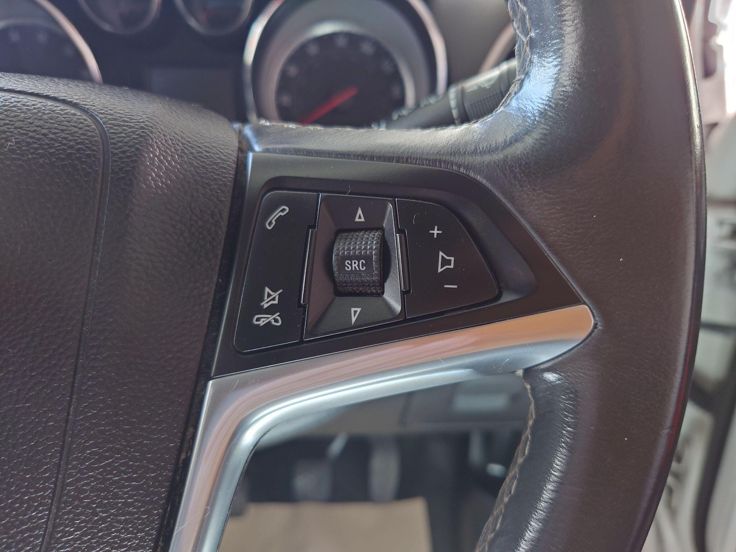 Used Vauxhall Mokka 2014 for sale - 76349425: Photo 26