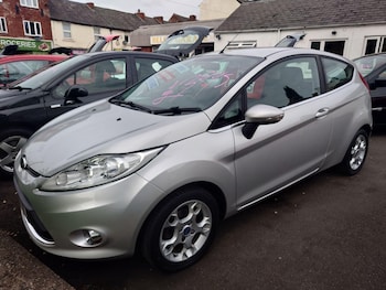 Used Ford Fiesta 2011 for sale - 76004813: Photo