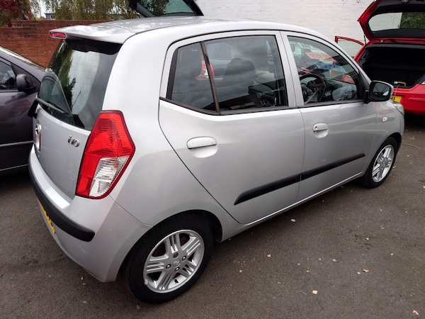 Used Hyundai i10 2009 for sale - 76283295: Photo 13