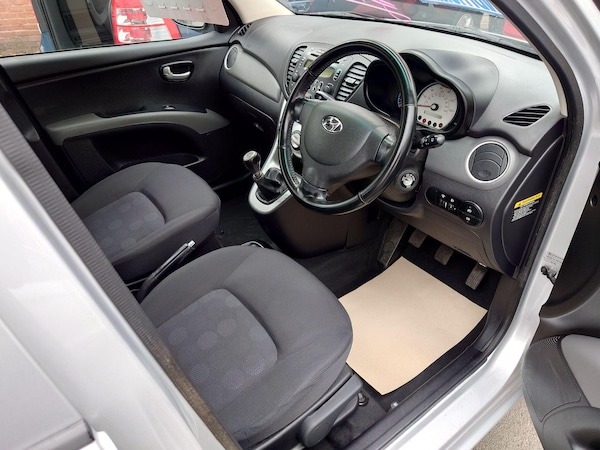 Used Hyundai i10 2009 for sale - 76283295: Photo 15