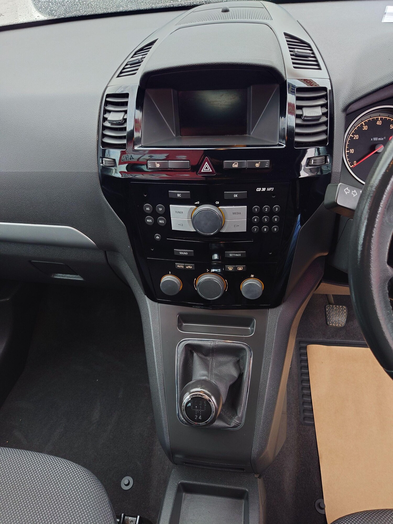 Used Vauxhall Zafira 2013 for sale - 76913933: Photo 25