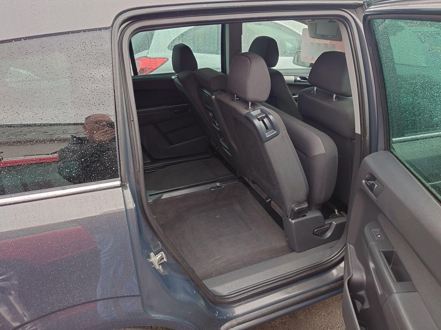 Used Vauxhall Zafira 2013 for sale - 76913933: Photo 32