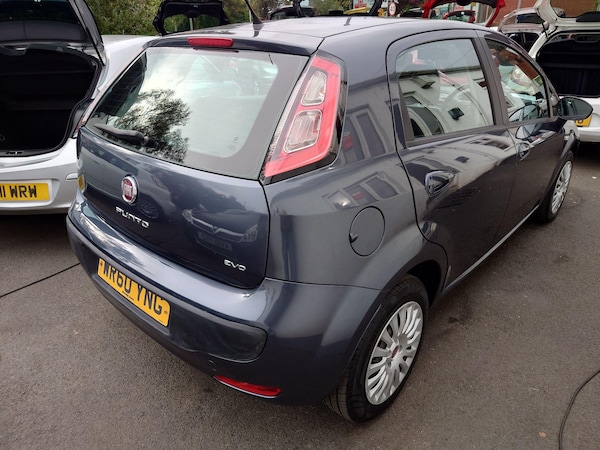 Used Fiat Punto Evo 2010 for sale - 76259814: Photo 29