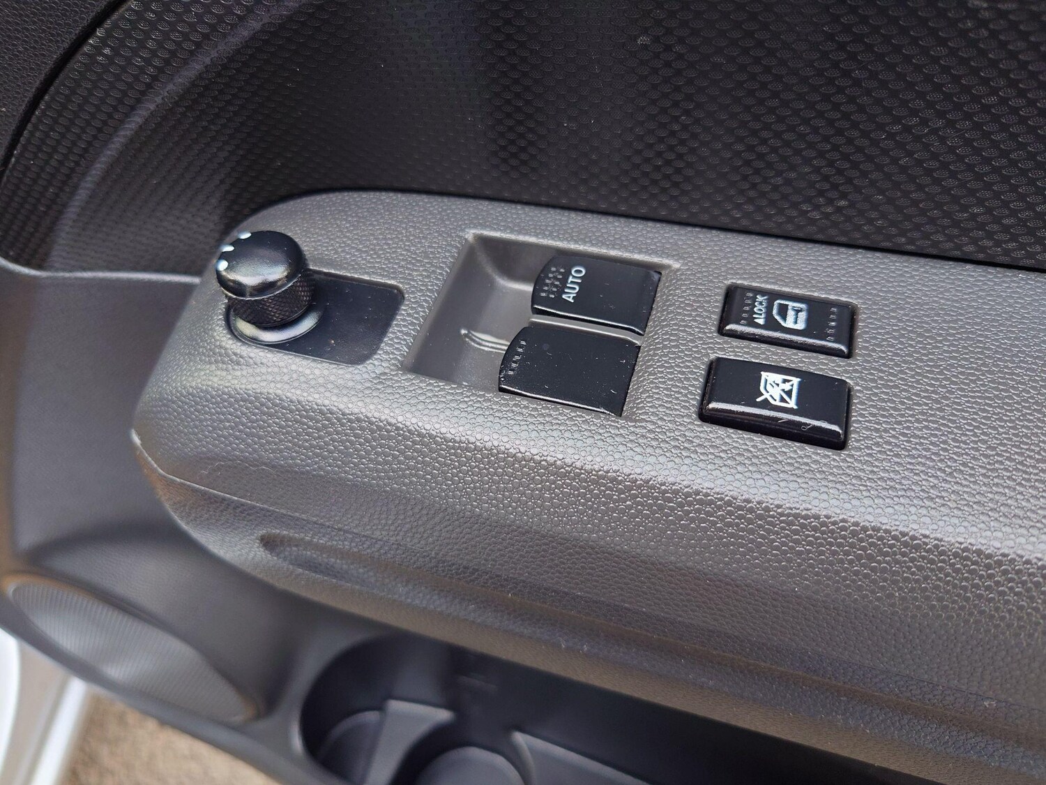 Used Vauxhall Agila 2011 for sale - 78047722: Photo 22