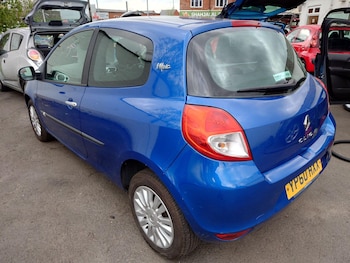Used Renault Clio 2010 for sale - 78136395: Photo