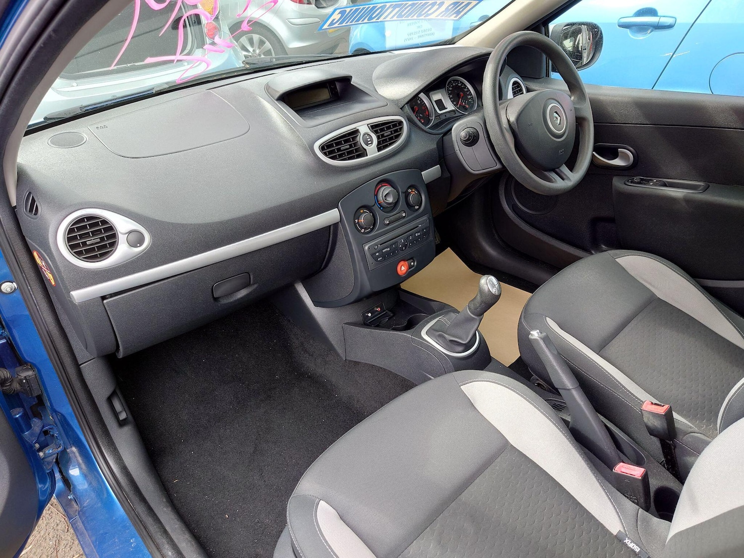 Used Renault Clio for sale - 78136395: Photo 7