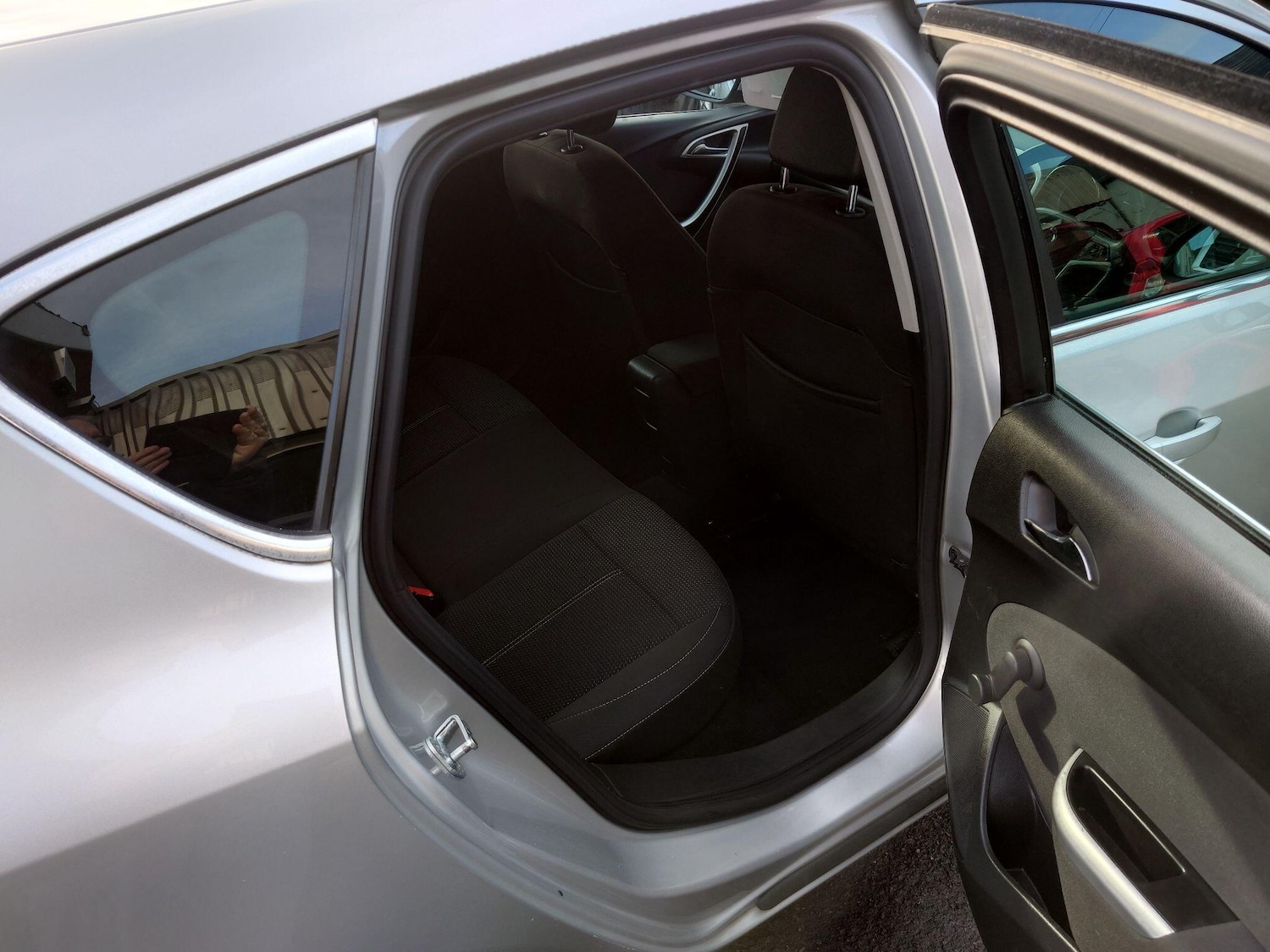 Used Vauxhall Astra 2012 for sale - 76752855: Photo 17