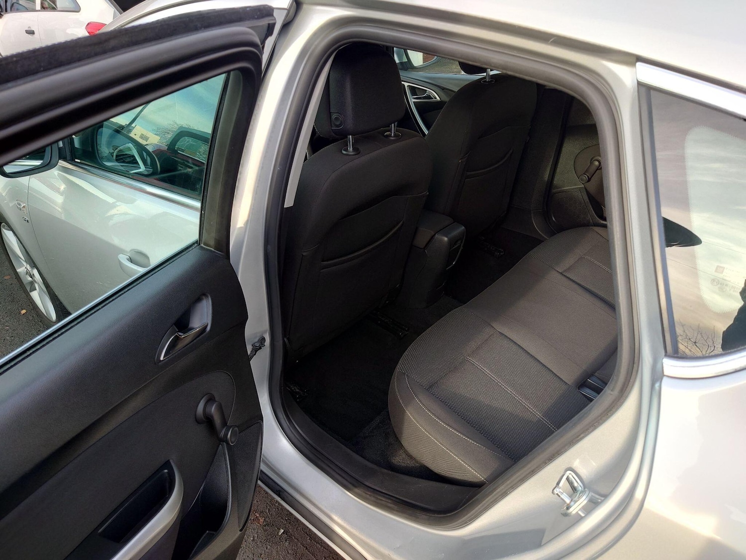 Used Vauxhall Astra 2012 for sale - 76752855: Photo 19