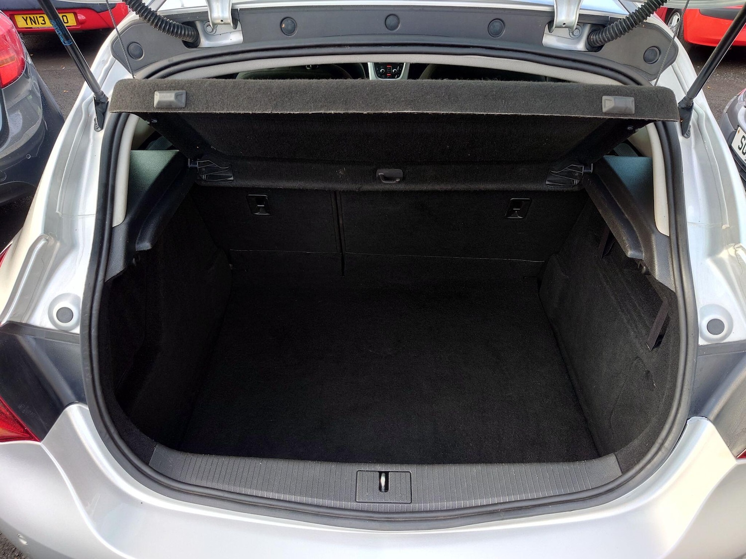 Used Vauxhall Astra 2012 for sale - 76752855: Photo 20