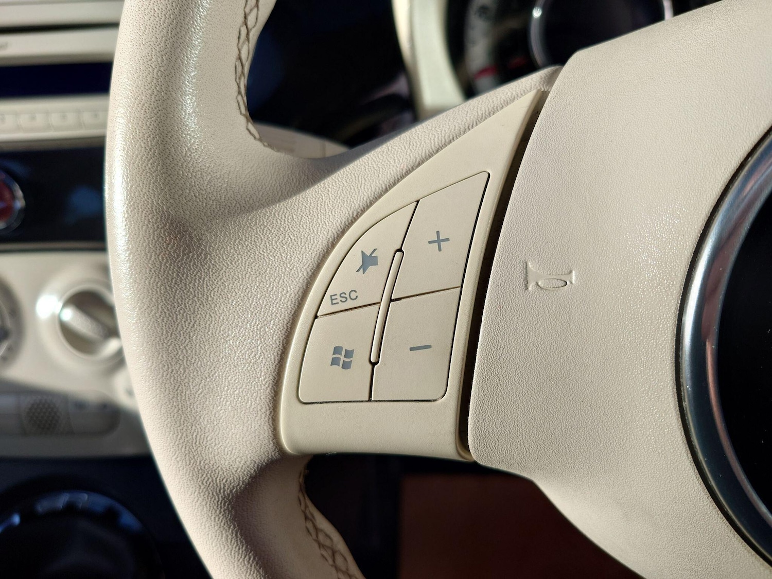 Used Fiat 500 2010 for sale - 76887079: Photo 26