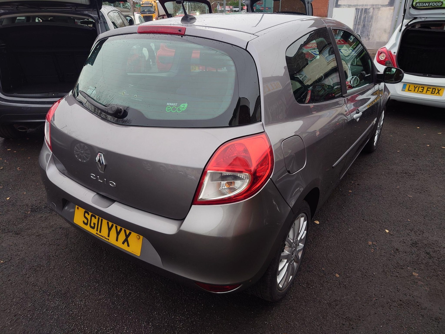 Used Renault Clio 2011 for sale - 76801522: Photo 27
