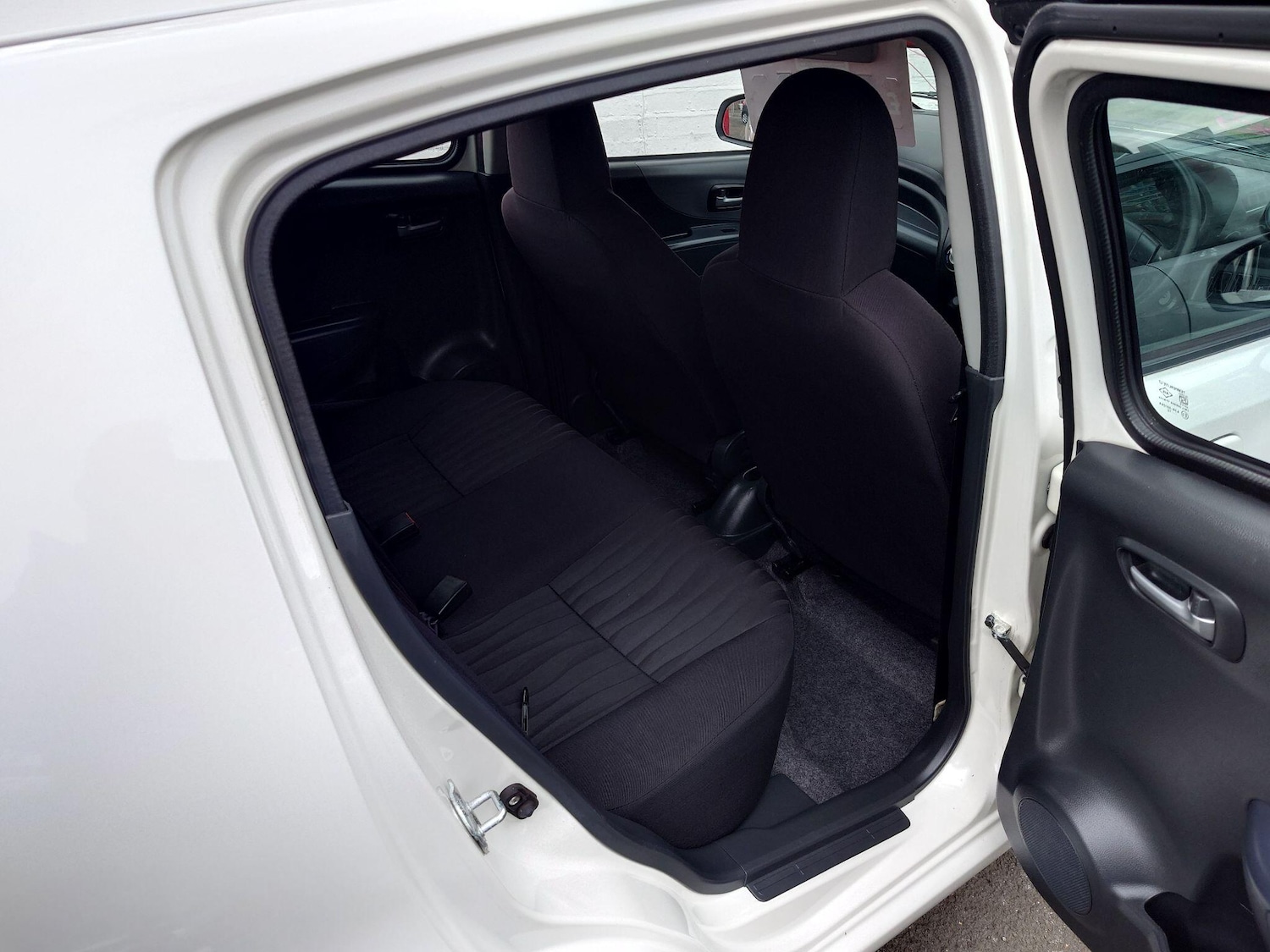 Used Nissan Pixo 2012 for sale - 76283091: Photo 13