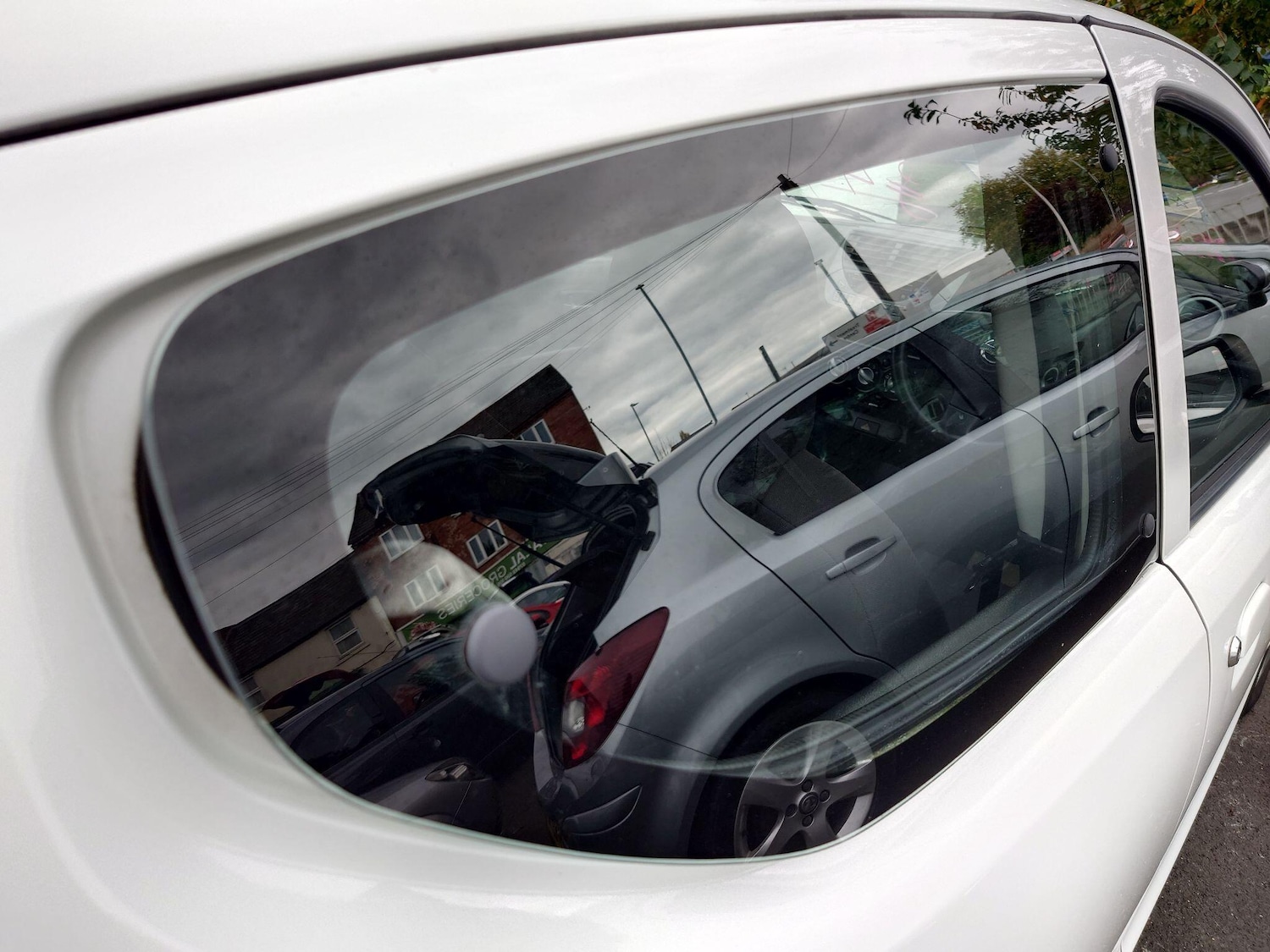 Used Nissan Pixo 2012 for sale - 76283091: Photo 25