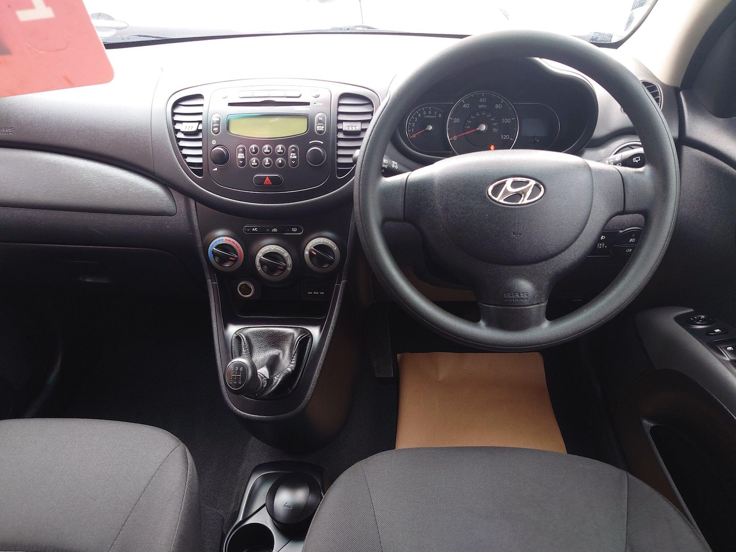 Used Hyundai i10 2014 for sale - 76823815: Photo 14