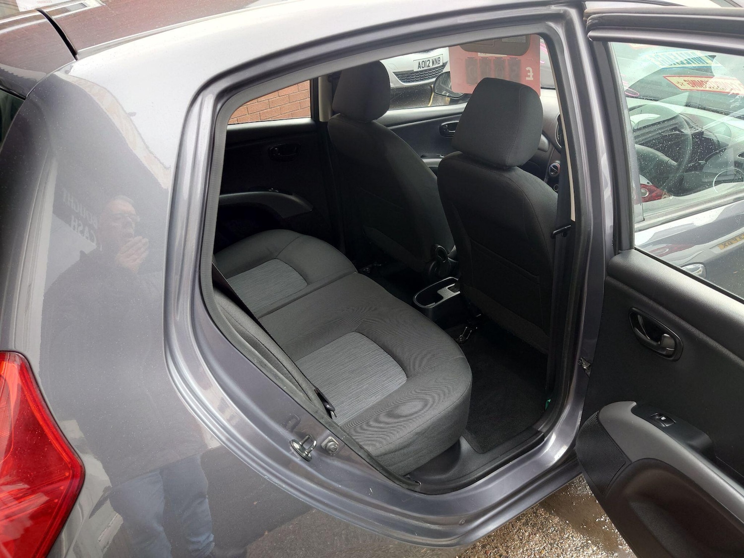 Used Hyundai i10 2014 for sale - 76823815: Photo 16