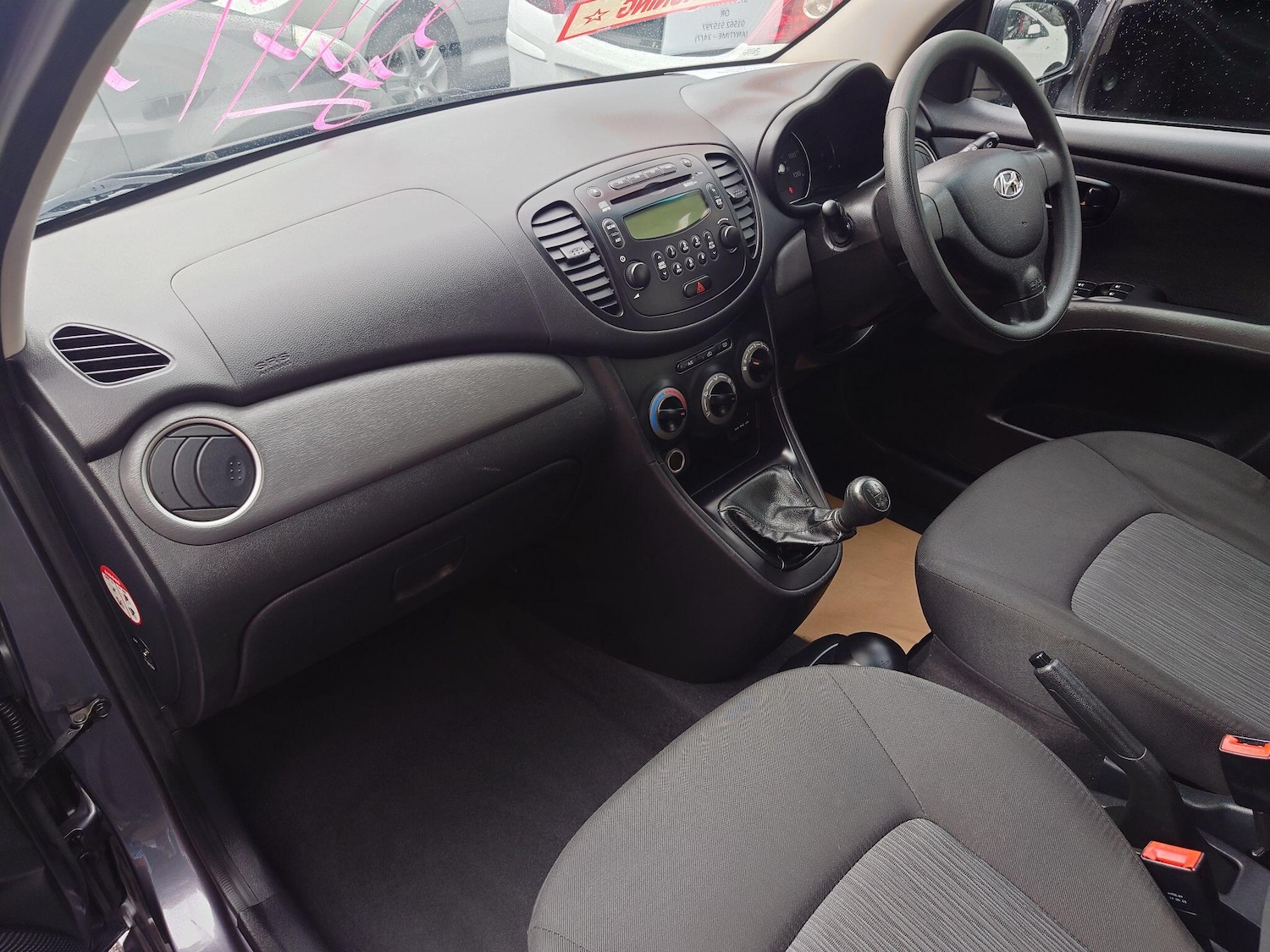 Used Hyundai i10 2014 for sale - 76823815: Photo 17