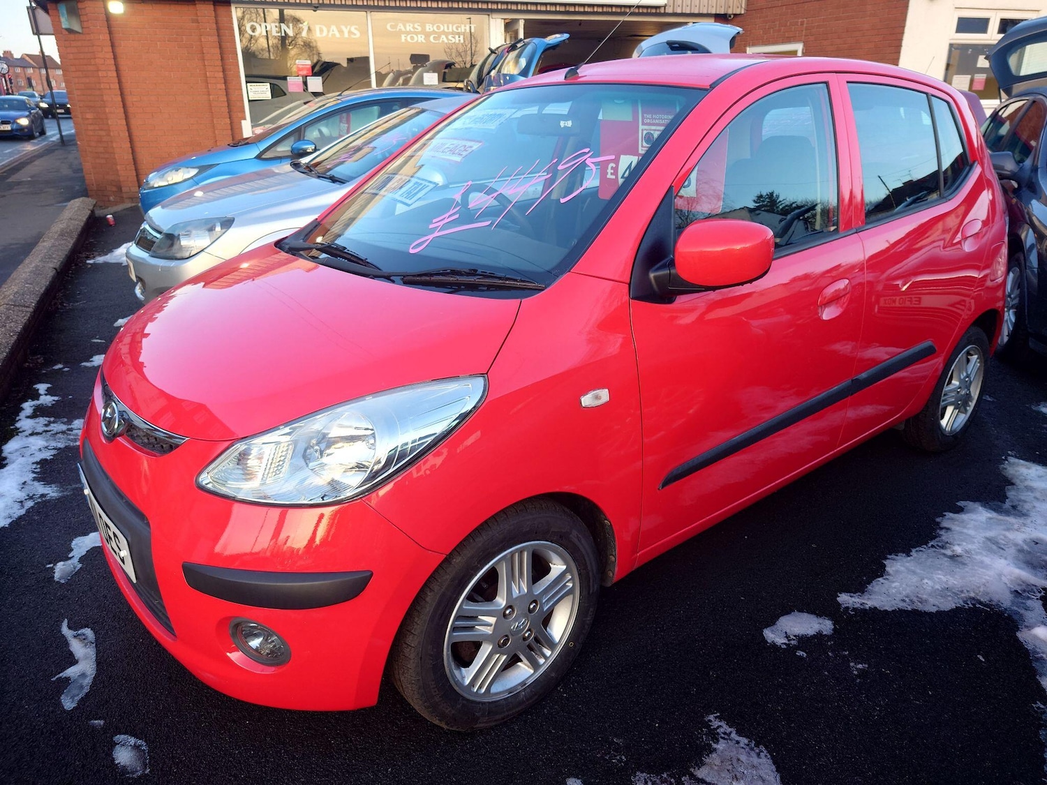 Used Hyundai i10 2011 for sale - 77090876: Photo 24