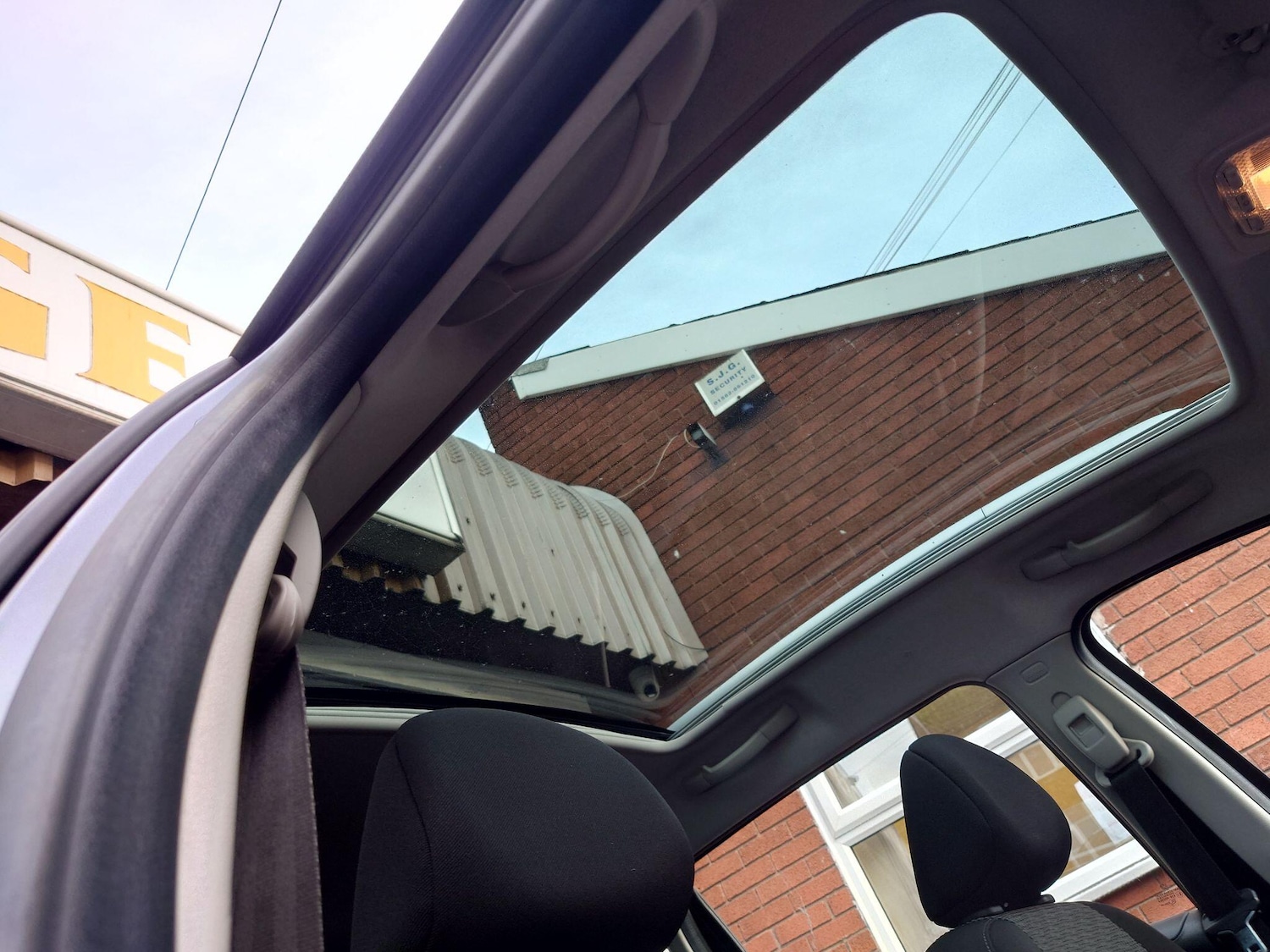 Used Peugeot 207 2010 for sale - 76953400: Photo 23