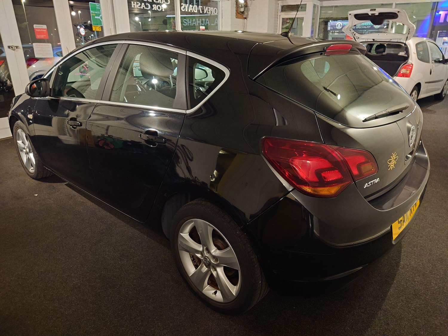 Used Vauxhall Astra 2011 for sale - 77597619: Photo 11