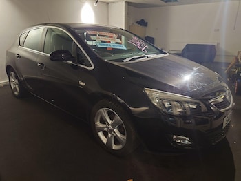 Used Vauxhall Astra 2011 for sale - 77597619: Photo