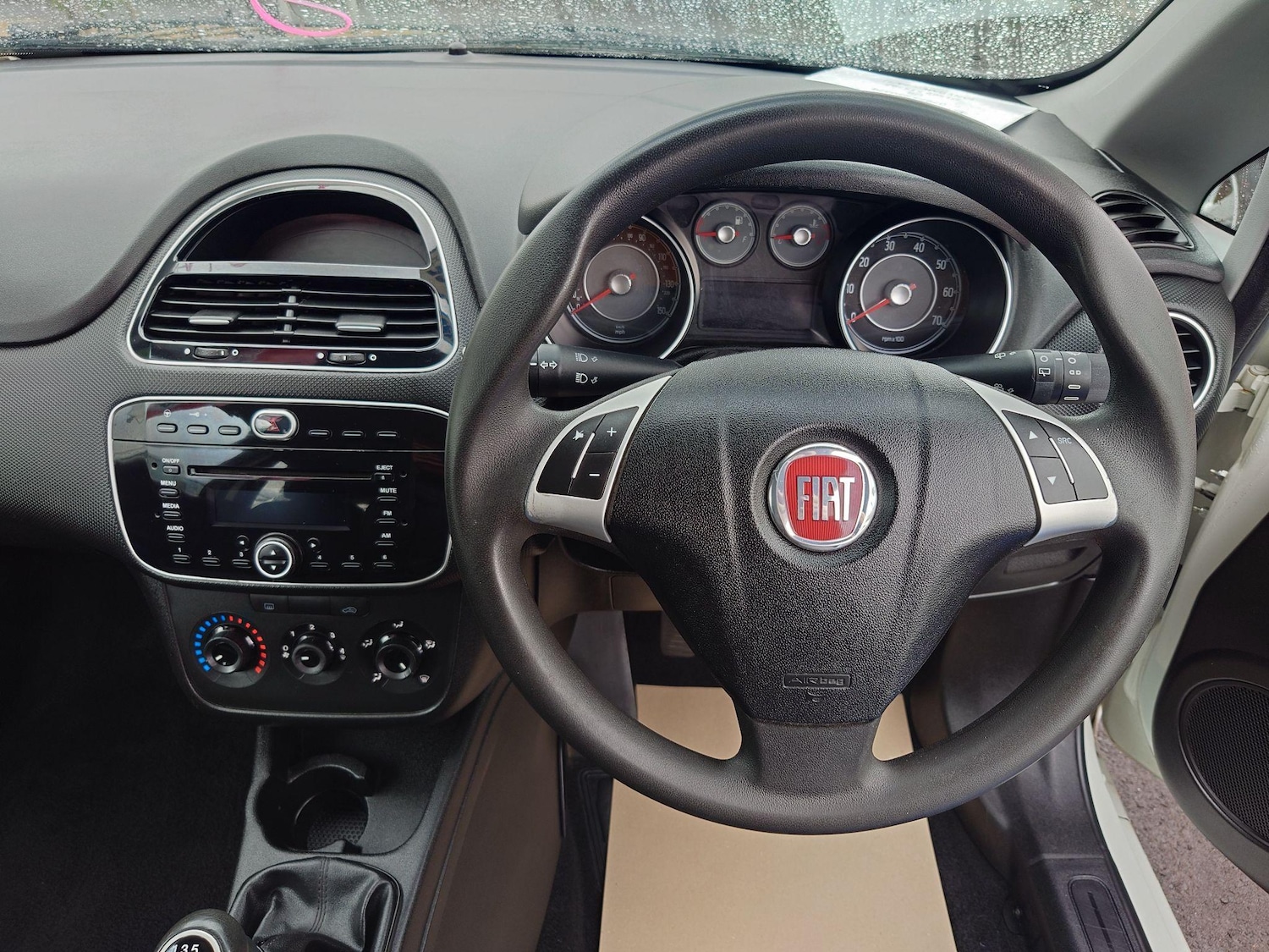 Used Fiat Punto 2013 for sale - 76259804: Photo 11