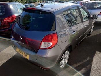 Used Renault Clio 2011 for sale - 79181157: Photo