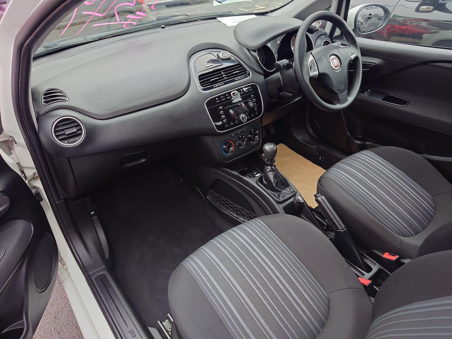 Used Fiat Punto Evo 2011 for sale - 76991419: Photo 14