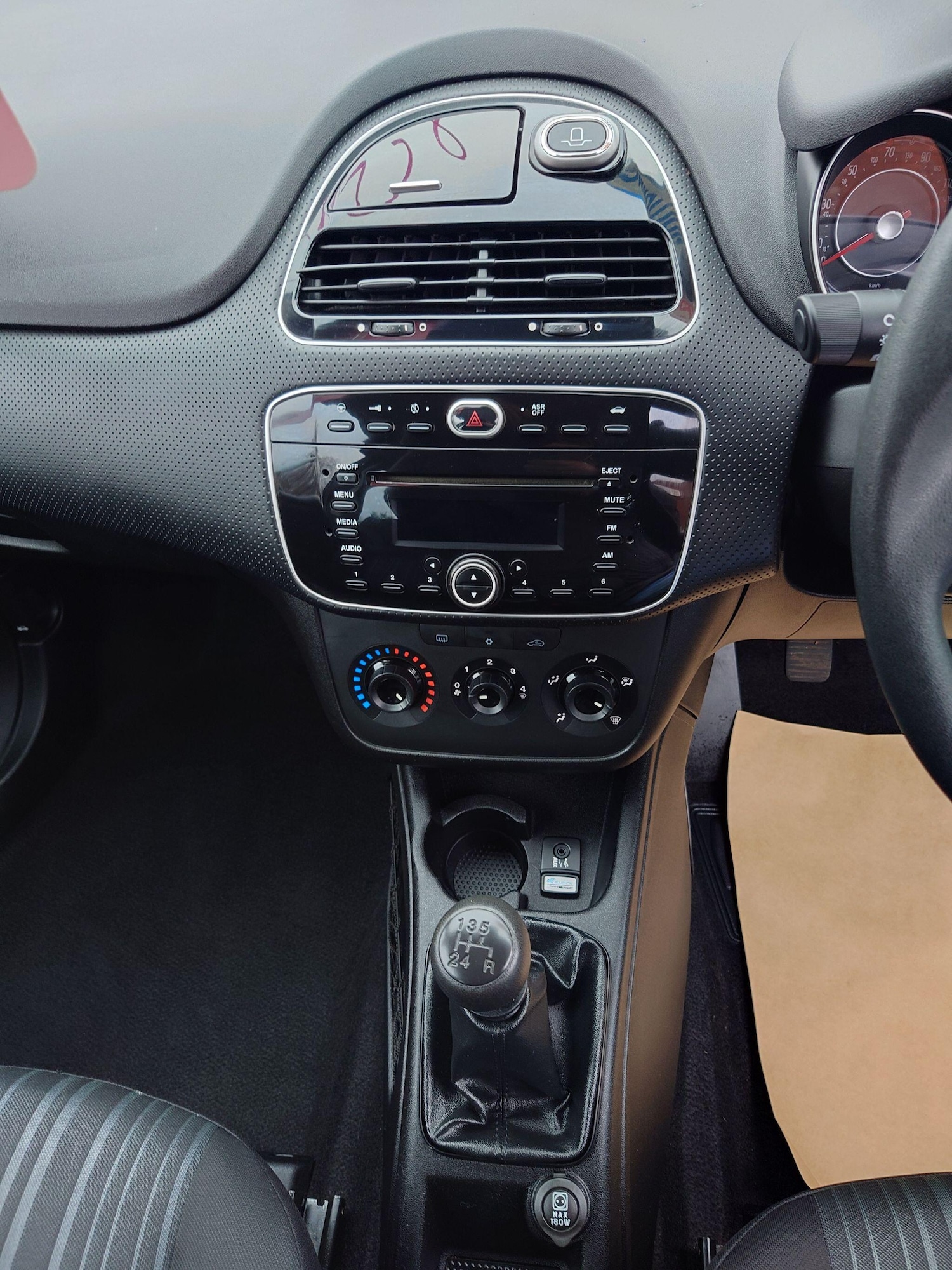 Used Fiat Punto Evo 2011 for sale - 76991419: Photo 17