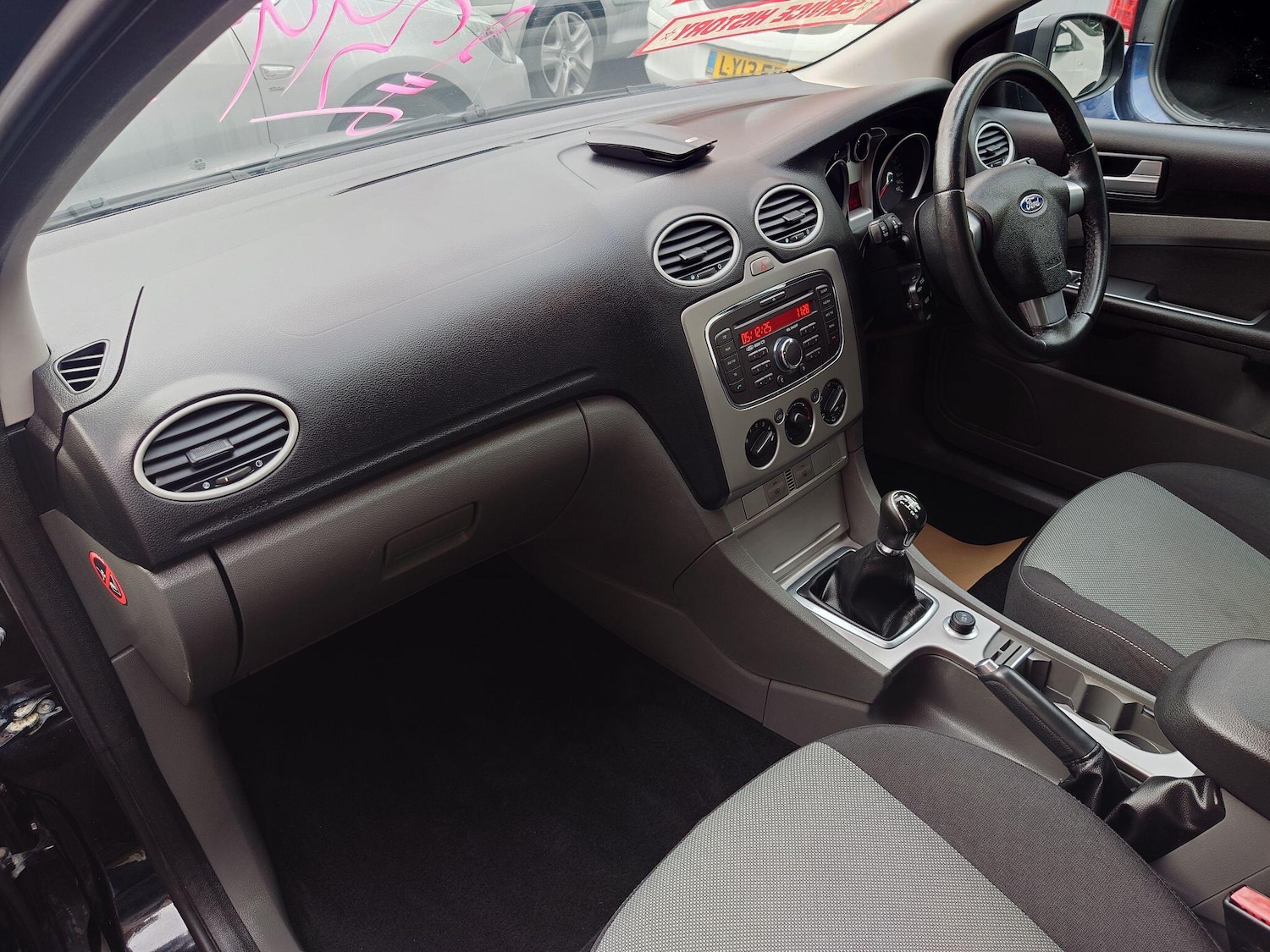 Used Ford Focus 2011 for sale - 76824114: Photo 17