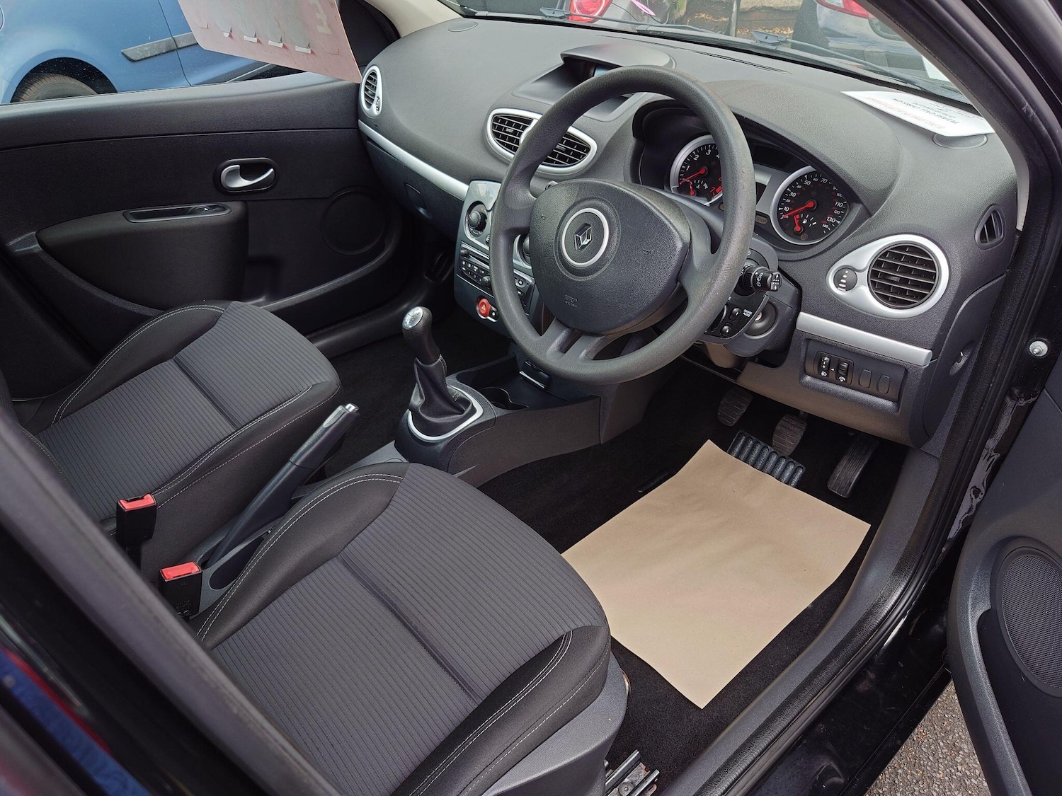 Used Renault Clio 2012 for sale - 76004806: Photo 14
