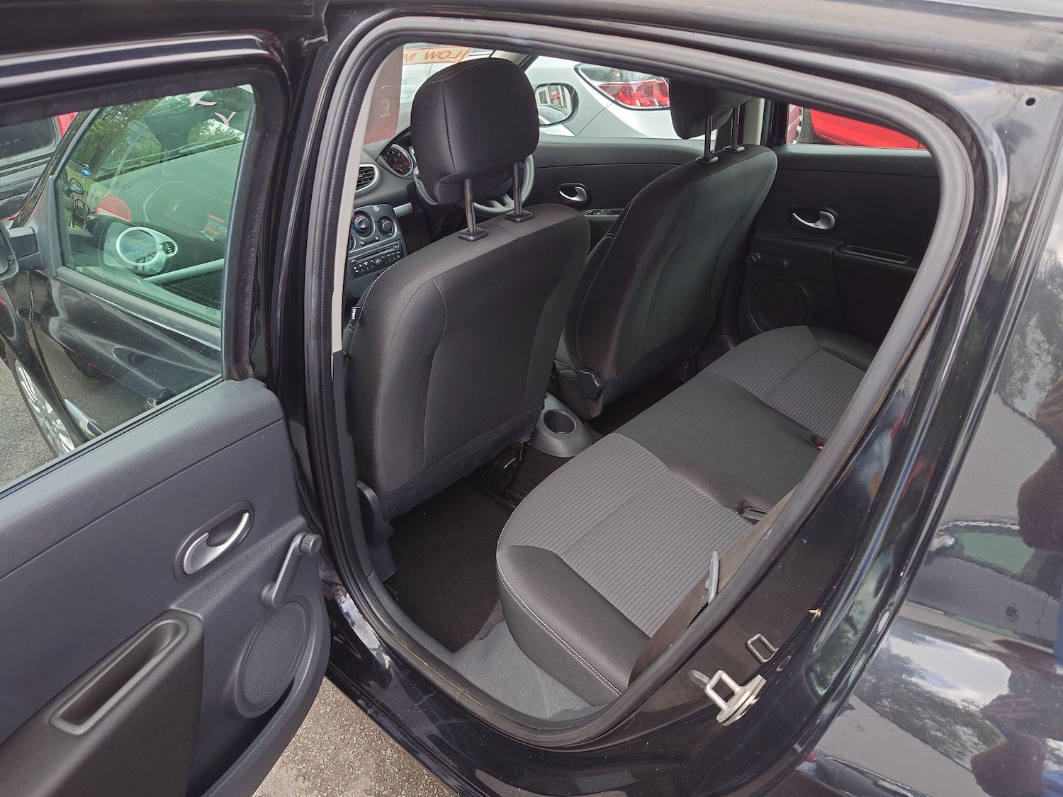 Used Renault Clio 2012 for sale - 76004806: Photo 17