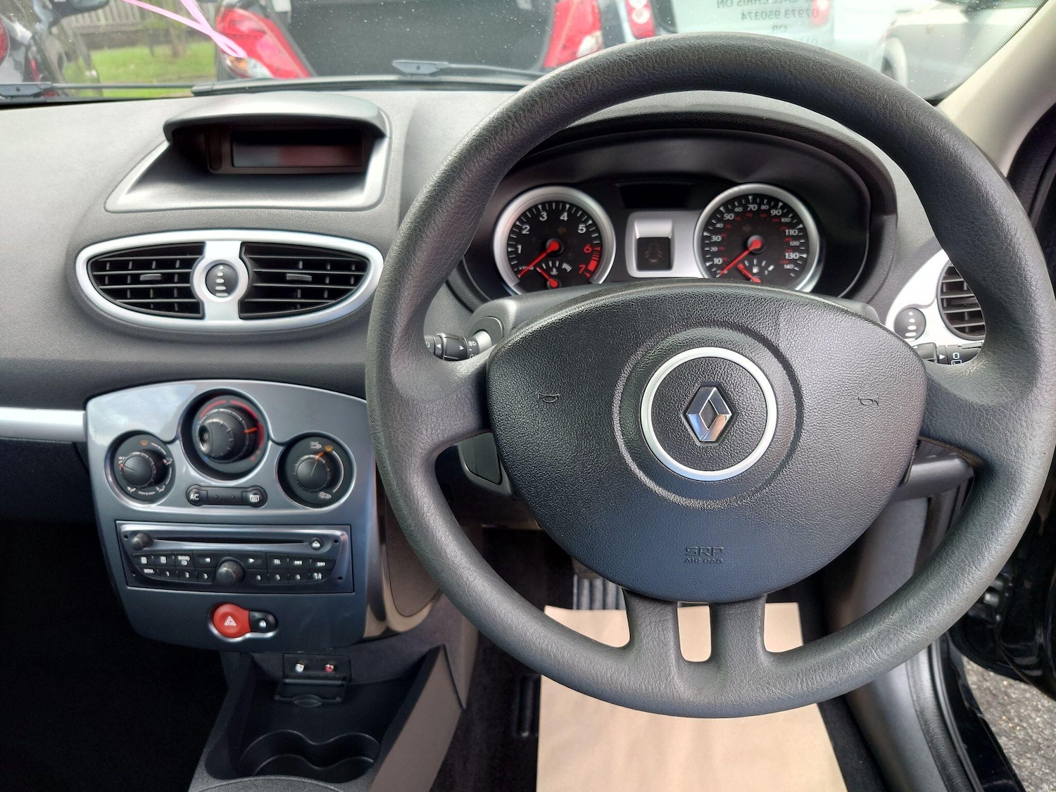 Used Renault Clio 2012 for sale - 76004806: Photo 20