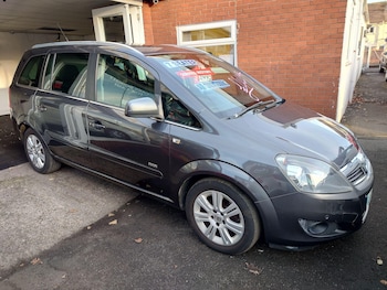 2012 (12) - 1.8i Design 5dr