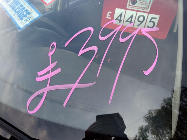 Used Hyundai i10 2011 for sale - 76238824: Photo 10