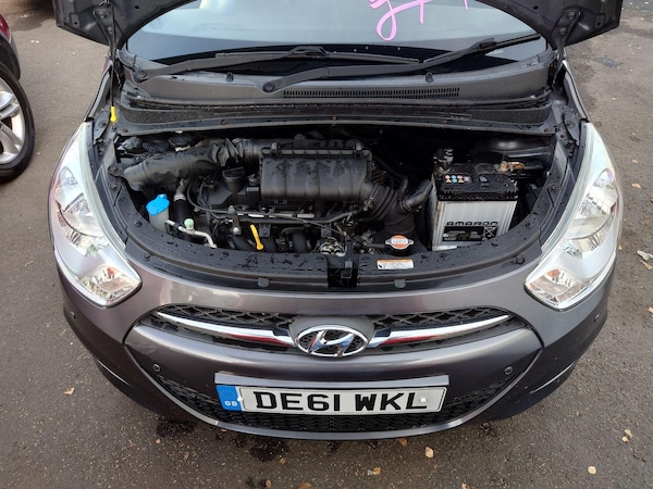 Used Hyundai i10 2011 for sale - 76238824: Photo 14