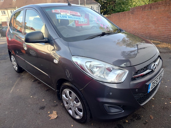 Used Hyundai i10 2011 for sale - 76238824: Photo 15
