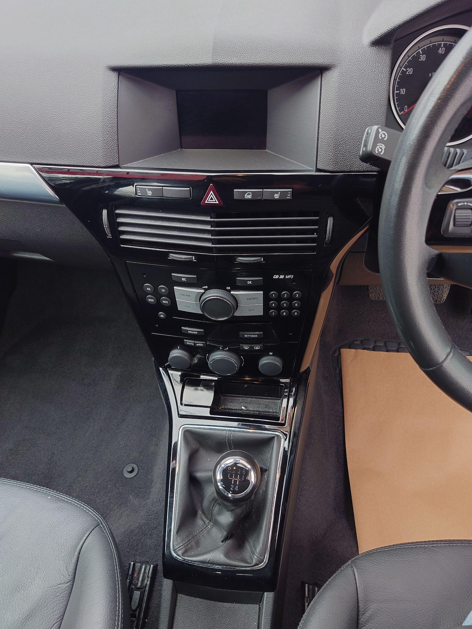 Used Vauxhall Astra 2010 for sale - 76824832: Photo 22